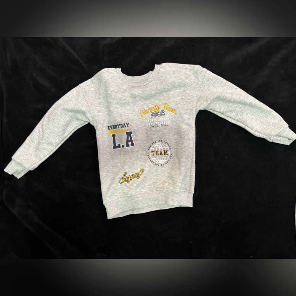 Primark Kids Gray Graphic Sweatsuit